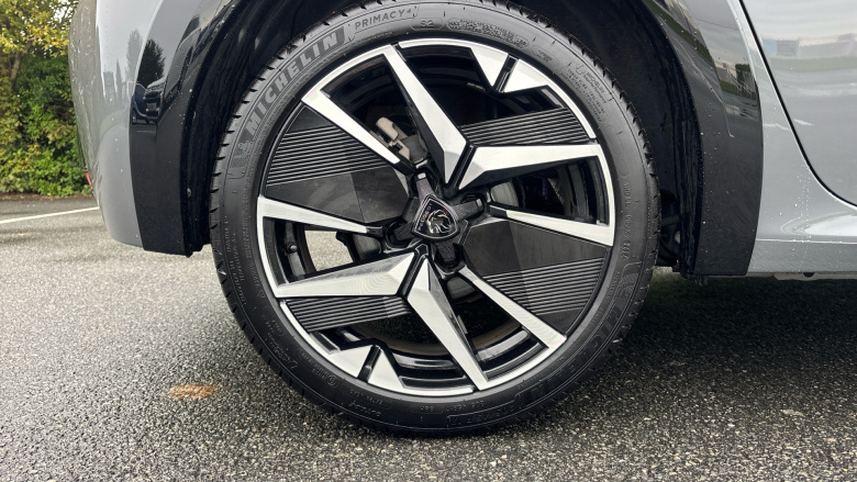 Peugeot 208 1.2 Hybrid 136 GT 5dr e-DSC6 Petrol Hatchback